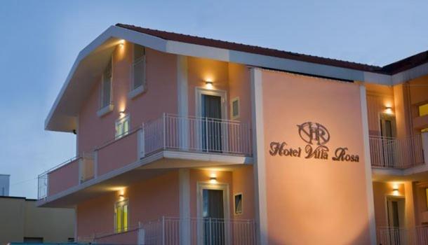 Beyou Hotel Villa Rosa ริชชิโอเน ภายนอก รูปภาพ