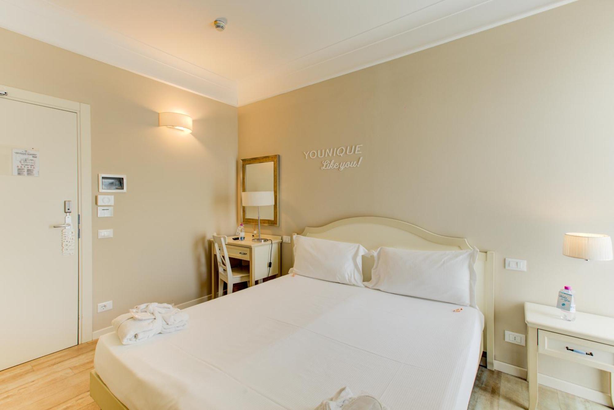 Beyou Hotel Villa Rosa ริชชิโอเน ห้อง รูปภาพ